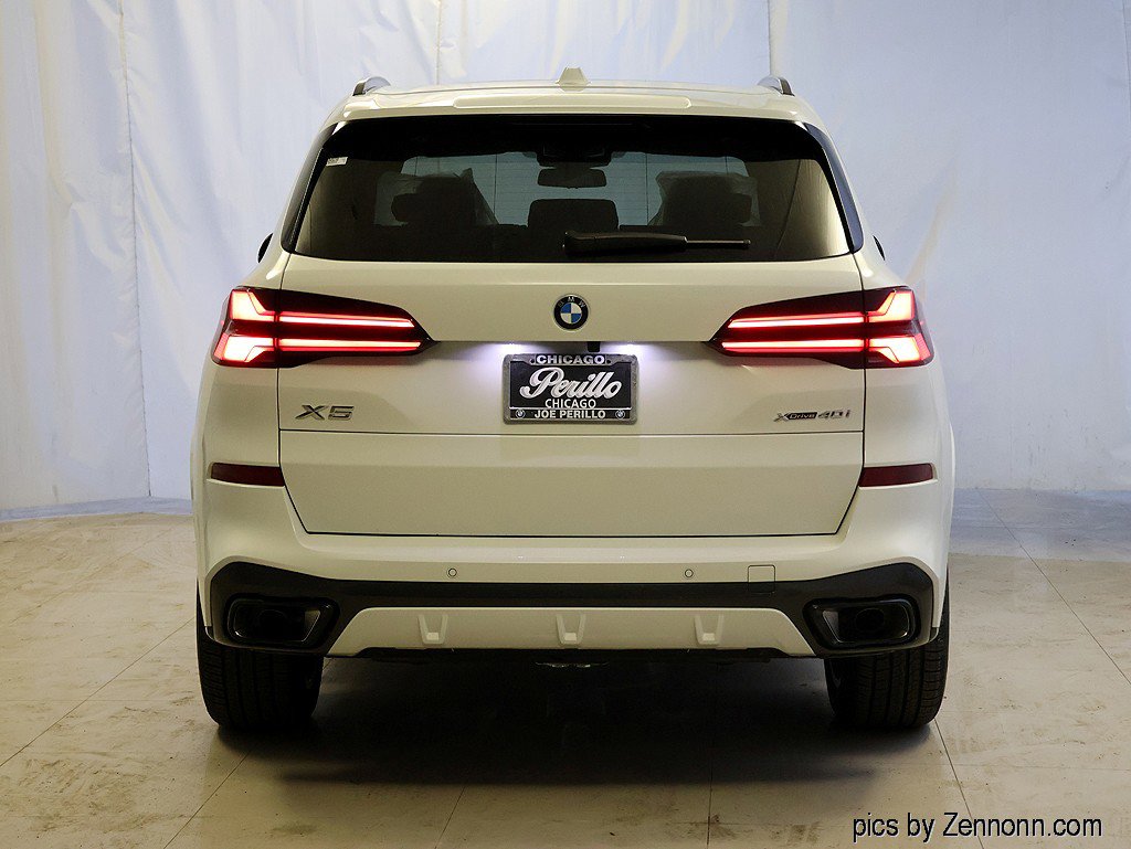 New 2026 BMW X5 xDrive40i w/ M Sport Package AWD/4WD image 7