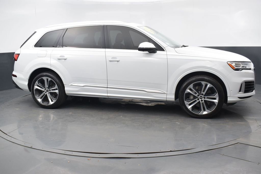 Used 2021 Audi Q7 3.0T Premium Plus w/ Executive Package image 7