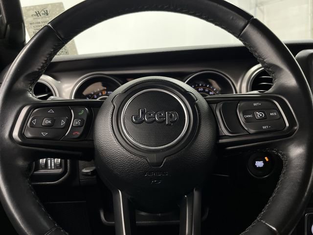 Used 2022 Jeep Gladiator Willys image 15