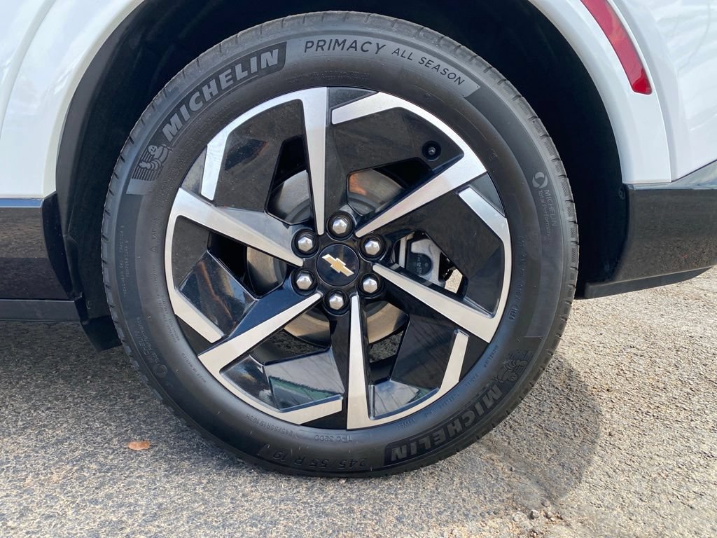 Used 2024 Chevrolet Equinox EV LT AWD/4WD image 24