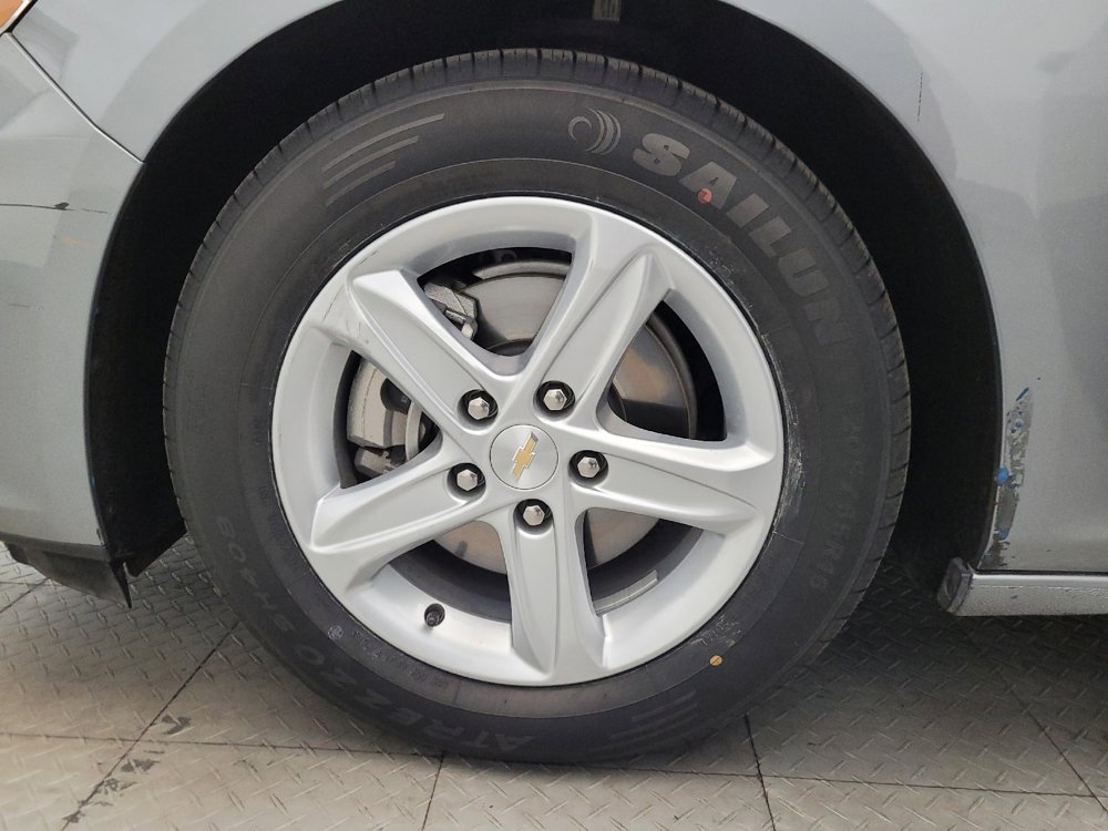 Used 2024 Chevrolet Malibu LS FWD image 31
