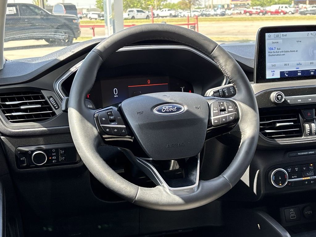 Used 2024 Ford Escape Active image 18