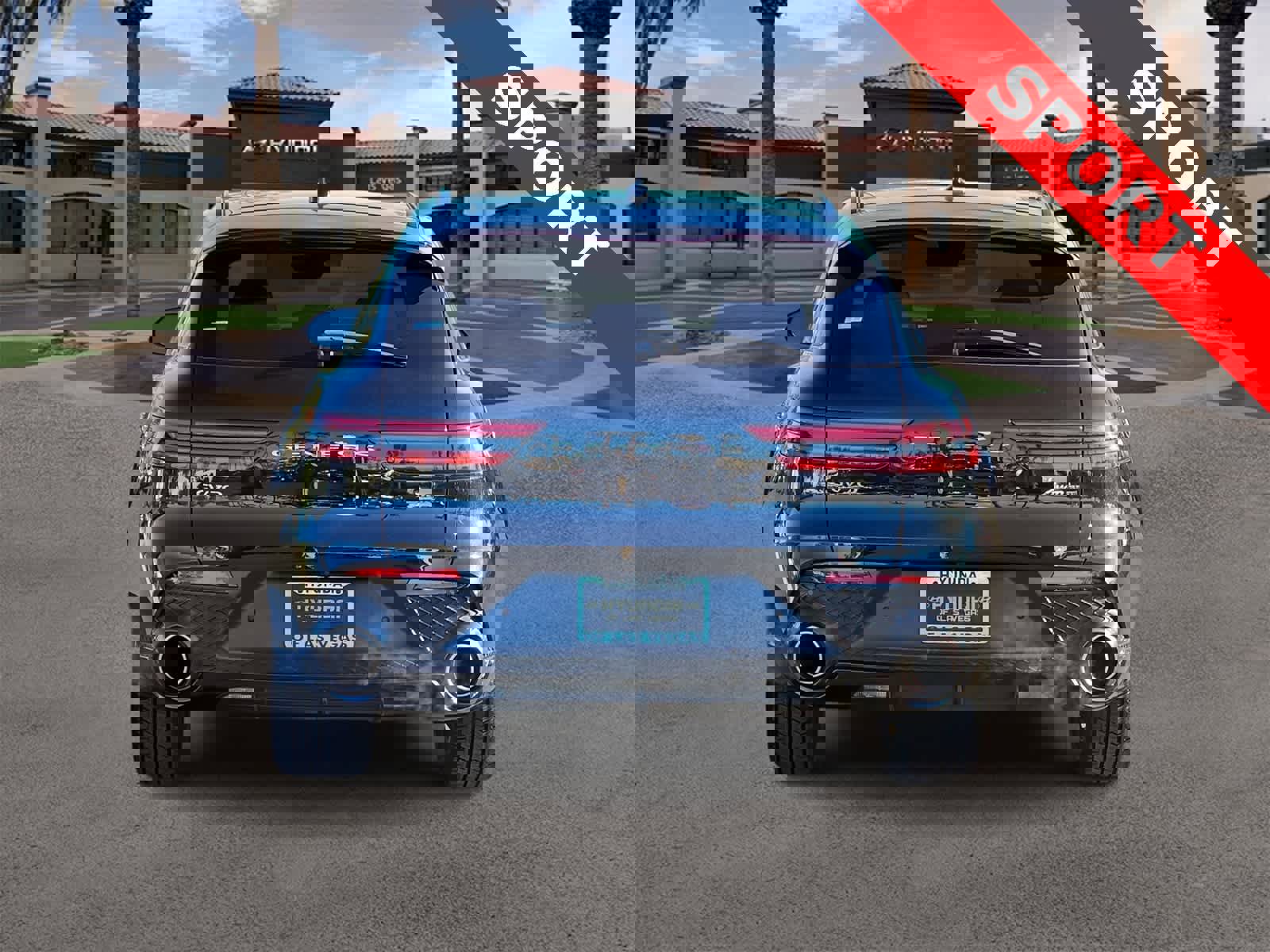 Used 2022 Genesis GV70 3.5T Sport image 7