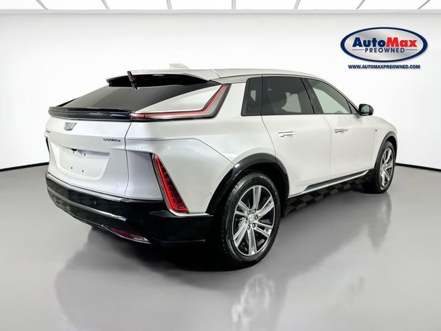 Used 2024 Cadillac Lyriq Tech w/ Driver Assist Package AWD/4WD image 2