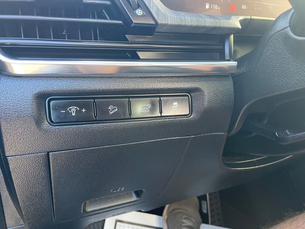 Used 2025 Kia Telluride SX FWD image 19