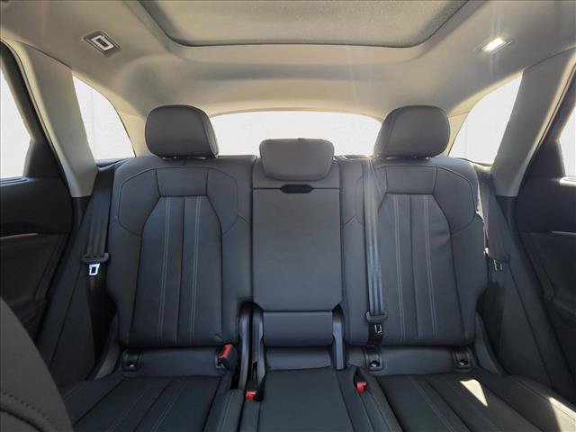 New 2025 Audi Q5 Premium Plus w/ Premium Plus AWD/4WD image 17