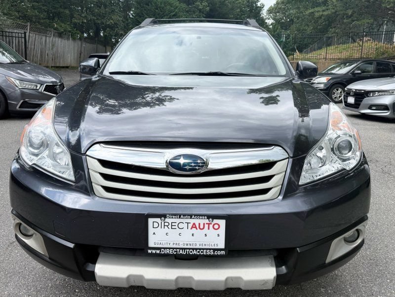 Used 2012 Subaru Outback 3.6R Limited AWD/4WD image 2
