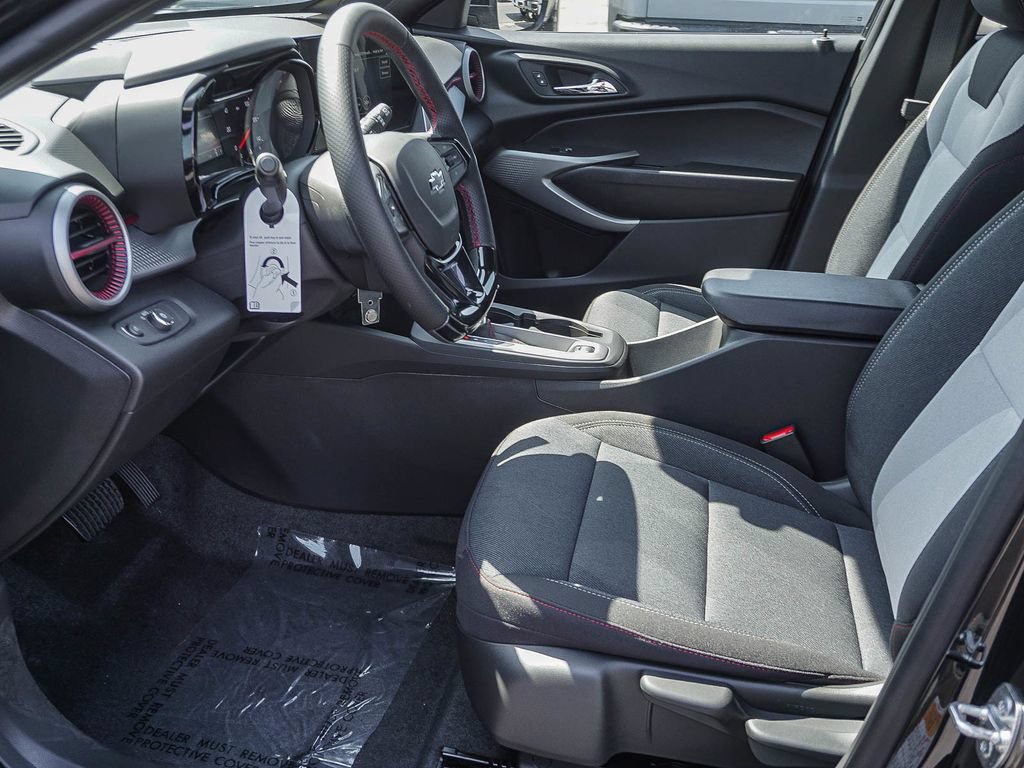 New 2026 Chevrolet Trax RS w/ Driver Confidence Package FWD image 17