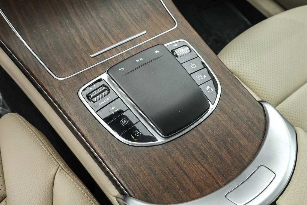 Used 2022 Mercedes-Benz GLC 300 4MATIC image 24