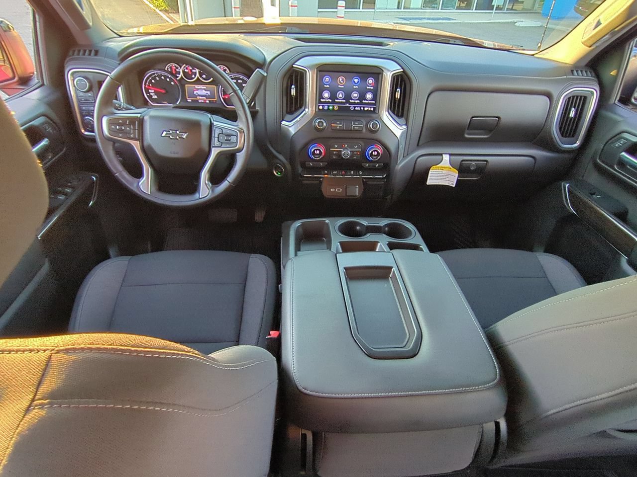 Used 2022 Chevrolet Silverado 1500 RST w/ Z71 Off-Road Package AWD/4WD image 19