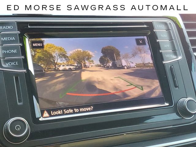 Used 2019 Volkswagen Beetle 2.0T SE image 24