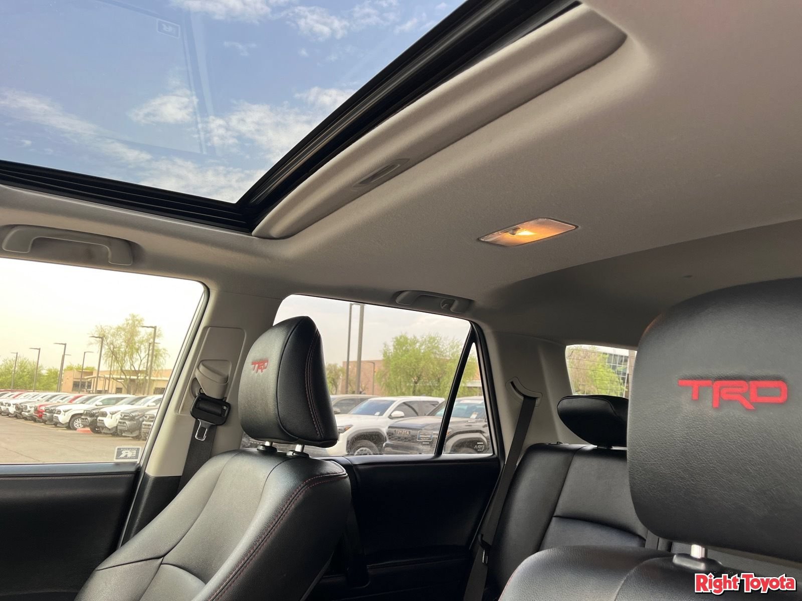 Certified 2020 Toyota 4Runner TRD Off-Road Premium w/ Moonroof Package AWD/4WD image 32