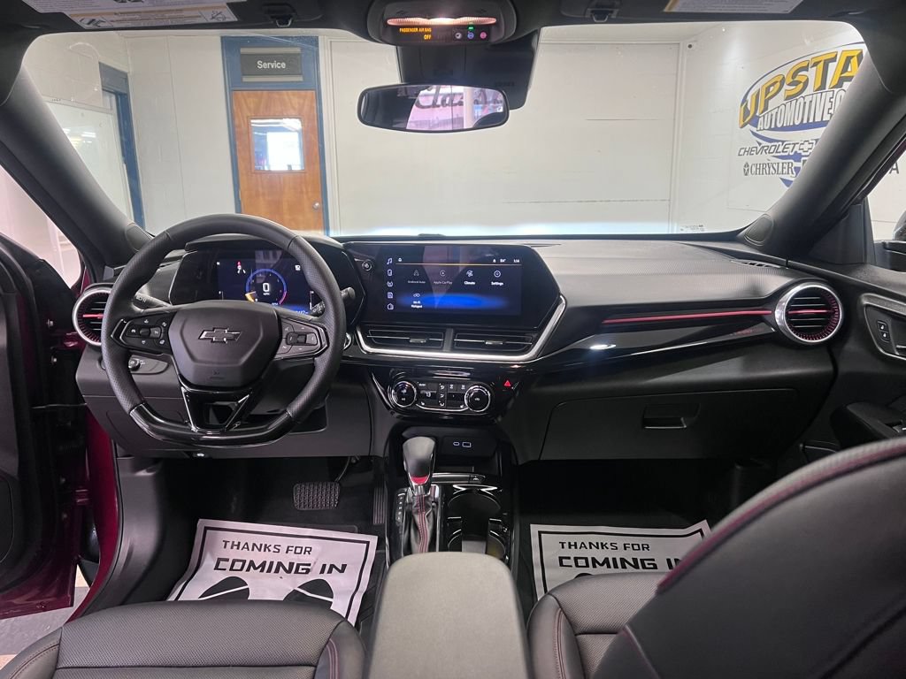 Used 2024 Chevrolet Trax RS w/ Driver Confidence Package FWD image 16