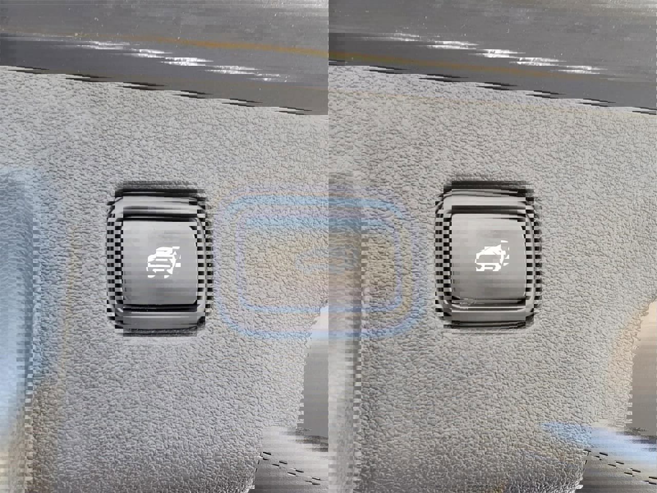 Used 2023 Kia Sportage SX image 7