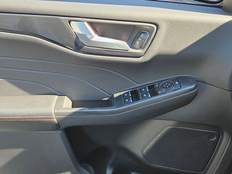 New 2026 Ford Escape ST-Line image 33