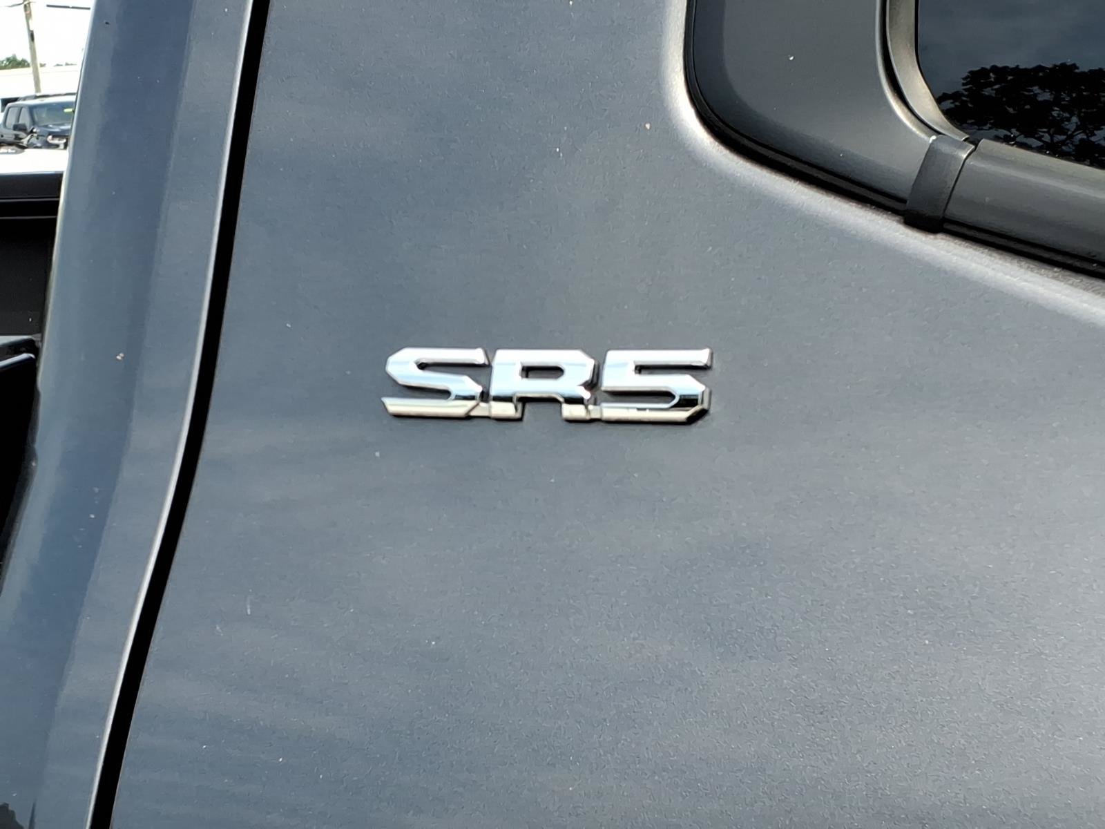 Used 2024 Toyota Tundra SR5 AWD/4WD image 9
