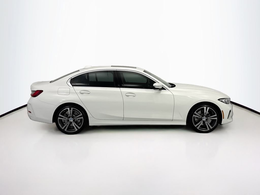 Certified 2024 BMW 330i Sedan w/ Convenience Package RWD image 4