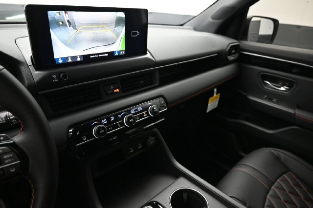 New 2026 Honda Pilot Sport image 12