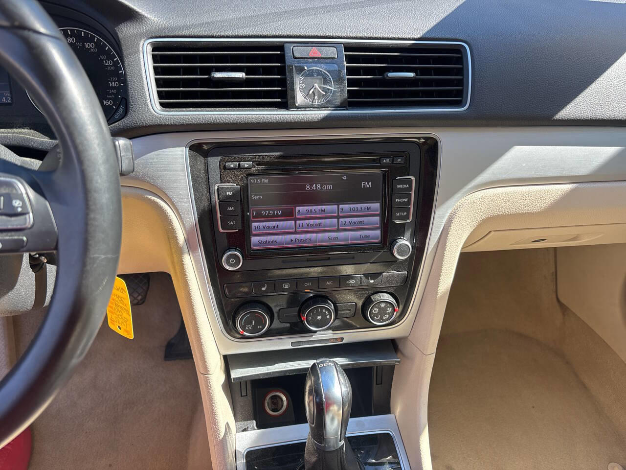 Used 2013 Volkswagen Passat TDI SE image 11