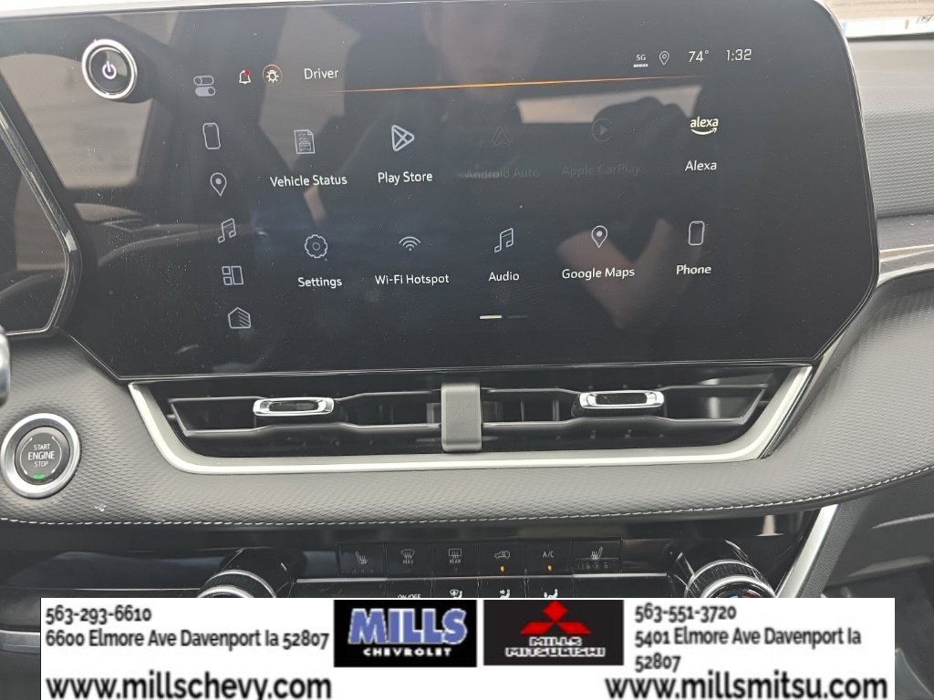 Used 2025 Chevrolet Equinox LT FWD image 11