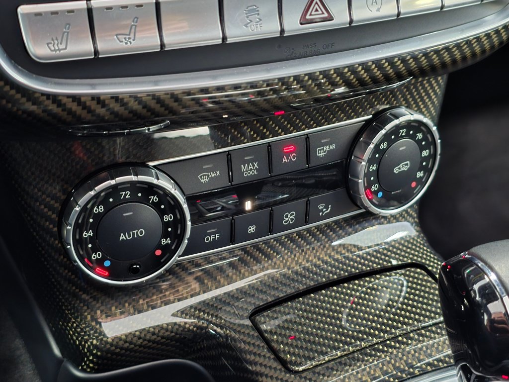 Used 2017 Mercedes-Benz G 550 Squared image 40