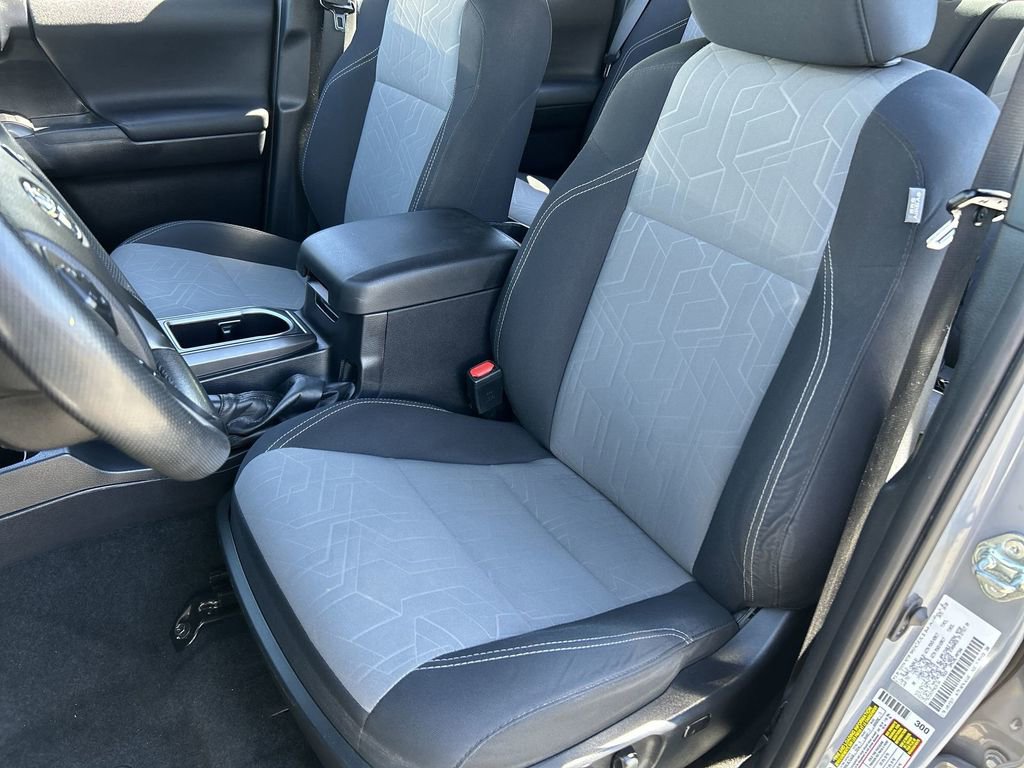 Used 2021 Toyota Tacoma TRD Sport image 19