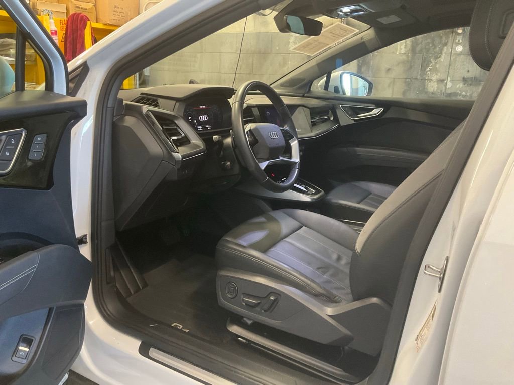 Used 2022 Audi Q4 e-tron Prestige AWD/4WD image 12