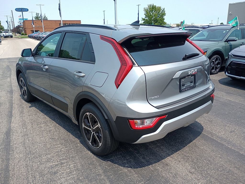 New 2025 Kia Niro EX image 5