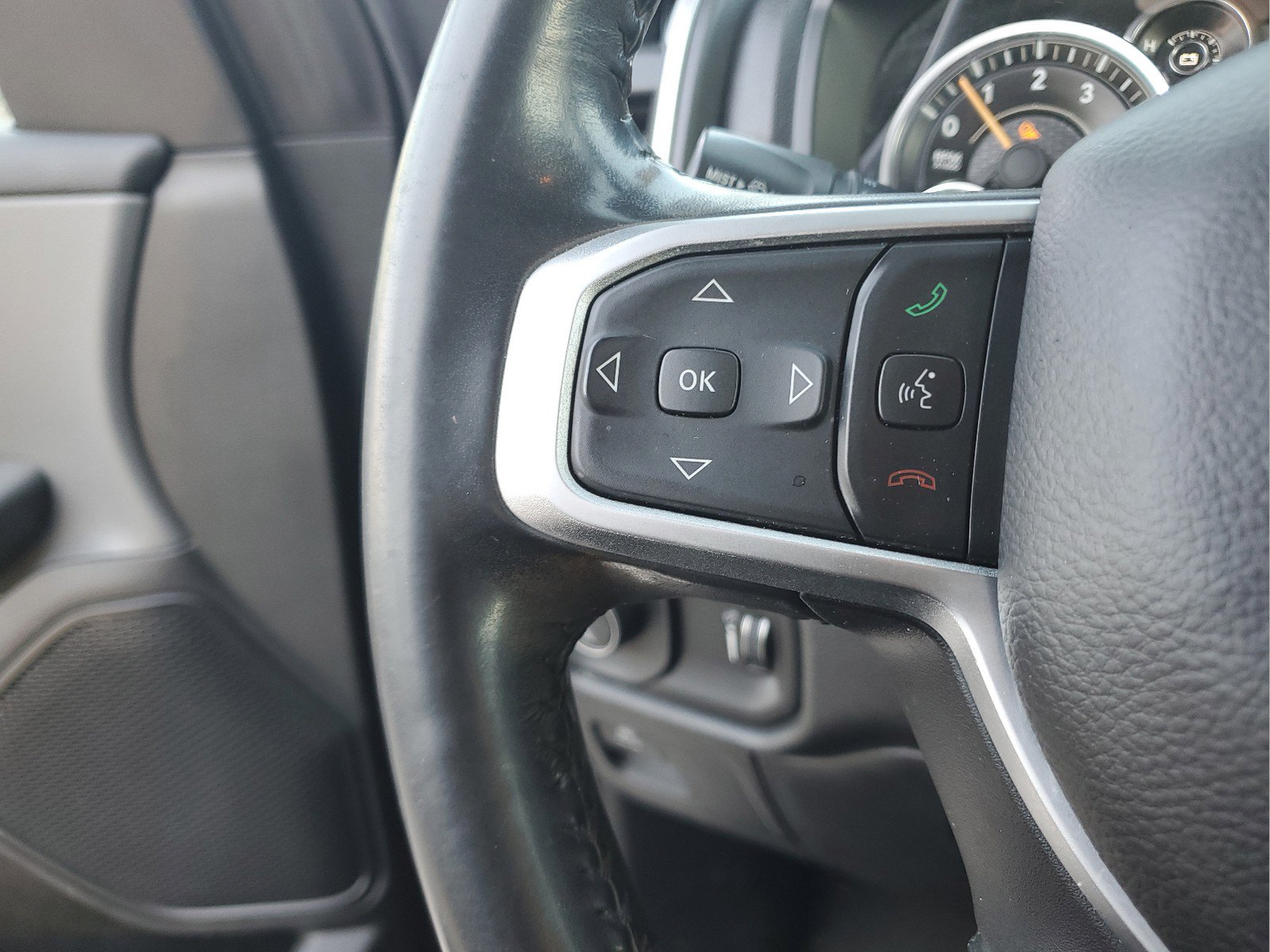 Used 2020 RAM 1500 Big Horn AWD/4WD image 43