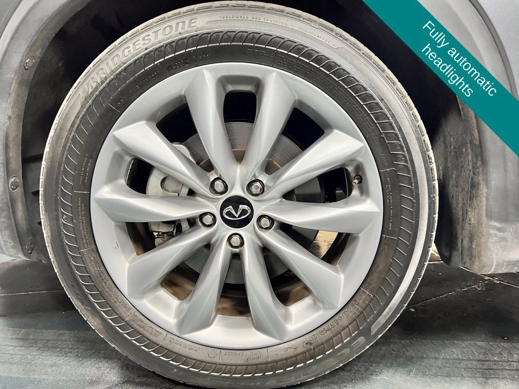 Used 2024 INFINITI QX50 Luxe AWD/4WD image 11