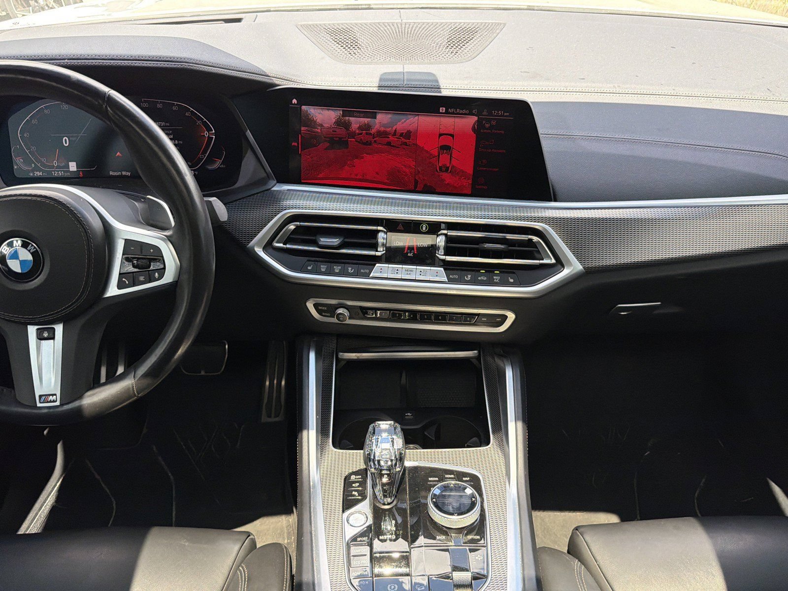 Used 2022 BMW X6 xDrive40i w/ Executive Package AWD/4WD image 16