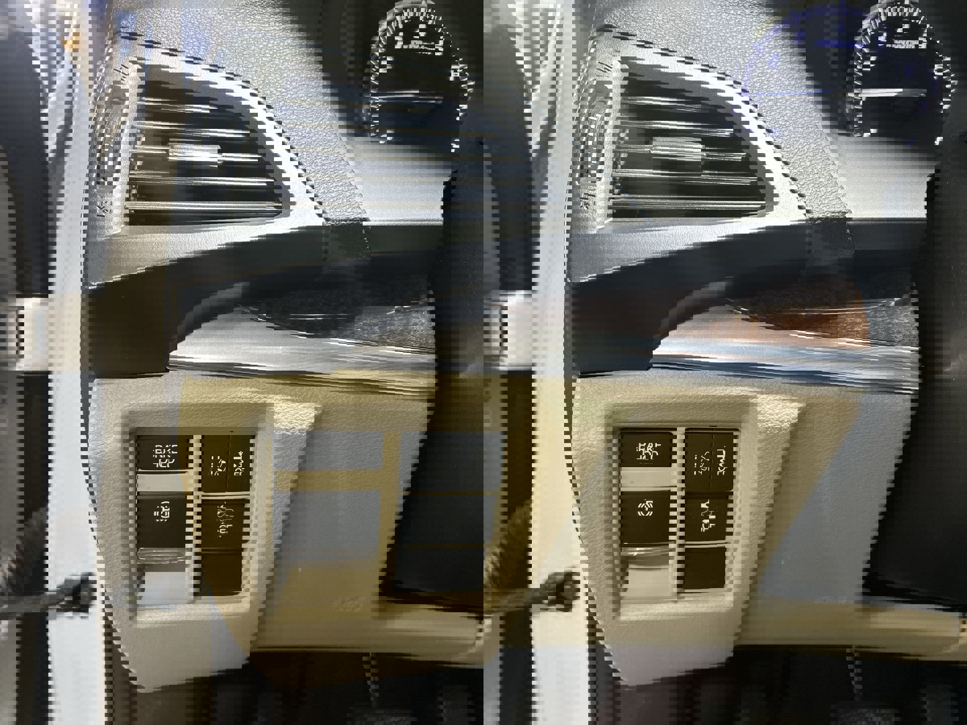 Used 2020 Acura MDX SH-AWD image 19