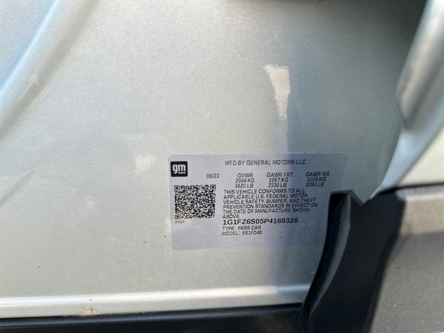 Used 2023 Chevrolet Bolt EUV Premier w/ Redline Edition image 27