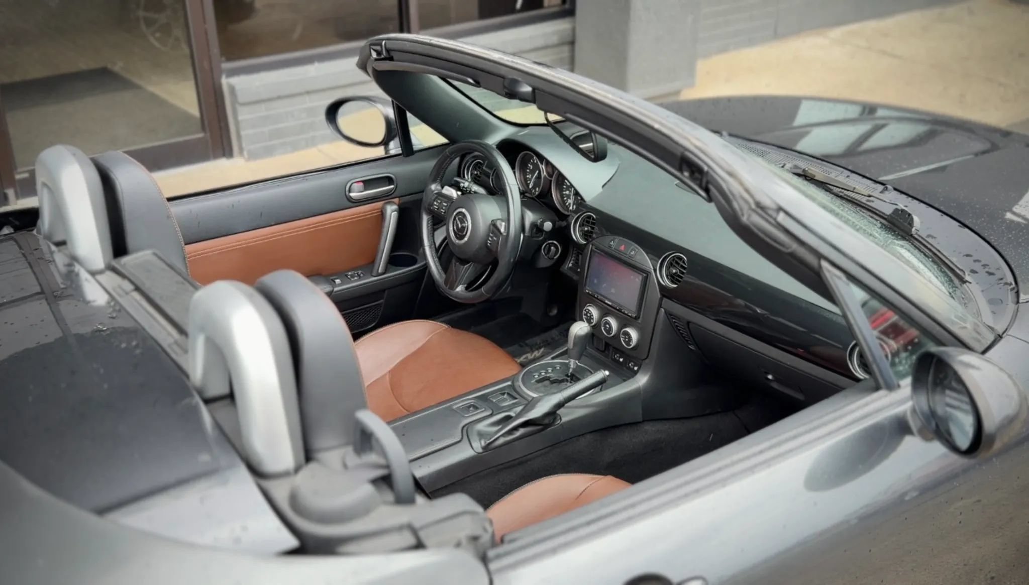 Used 2015 MAZDA MX-5 Miata Grand Touring w/ Premium Package RWD image 10