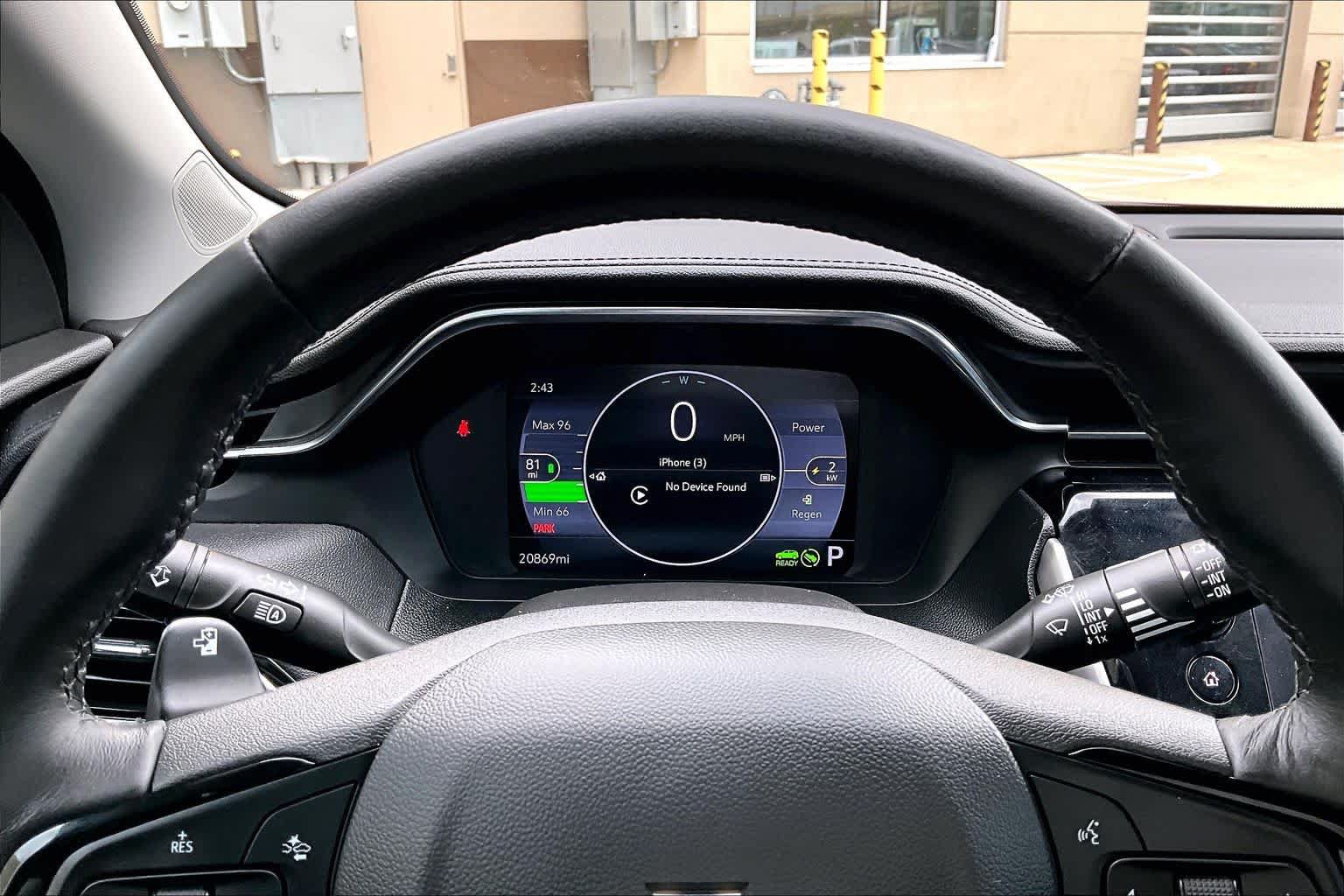 Used 2022 Chevrolet Bolt EUV LT w/ Comfort Package FWD image 25