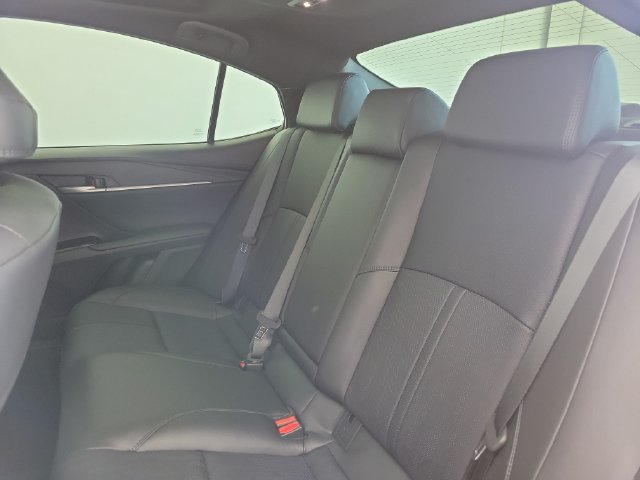 Used 2026 Toyota Camry XSE FWD image 13