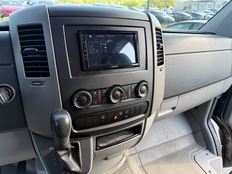 Used 2013 Mercedes-Benz Sprinter 2500 image 17