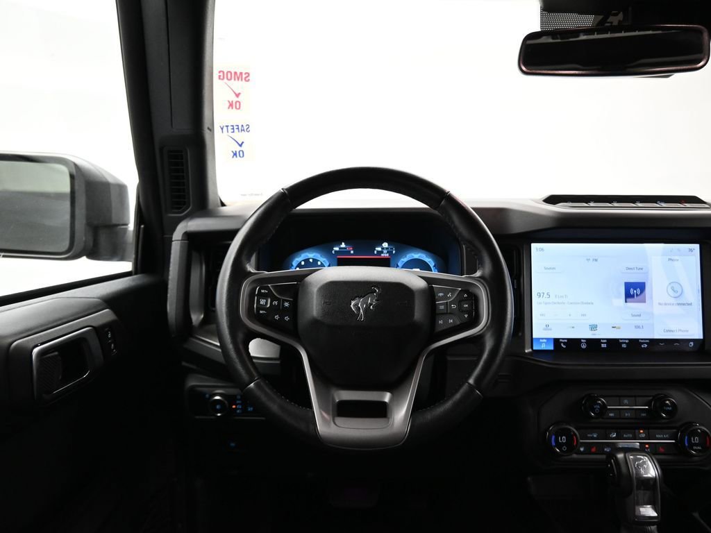 Used 2025 Ford Bronco Badlands image 31