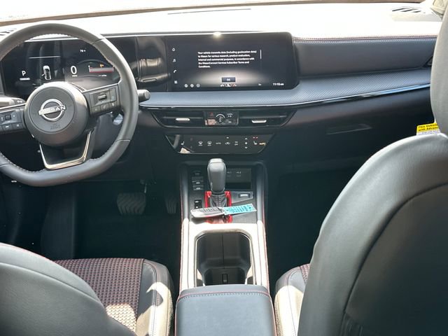 New 2026 Nissan Kicks SR w/ Cold Weather Package FWD image 16
