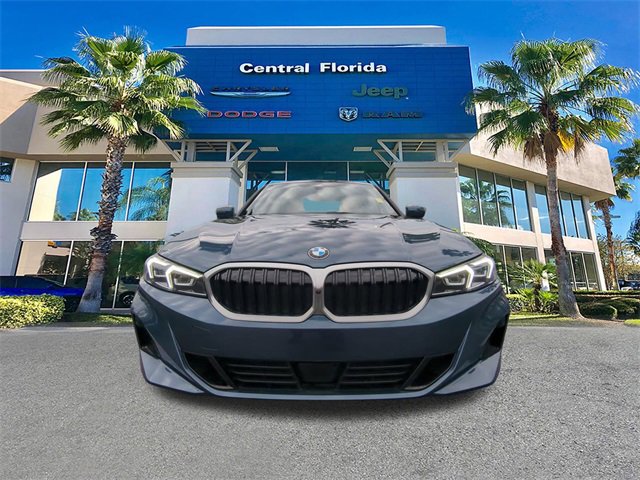 Used 2025 BMW 330i Sedan image 3