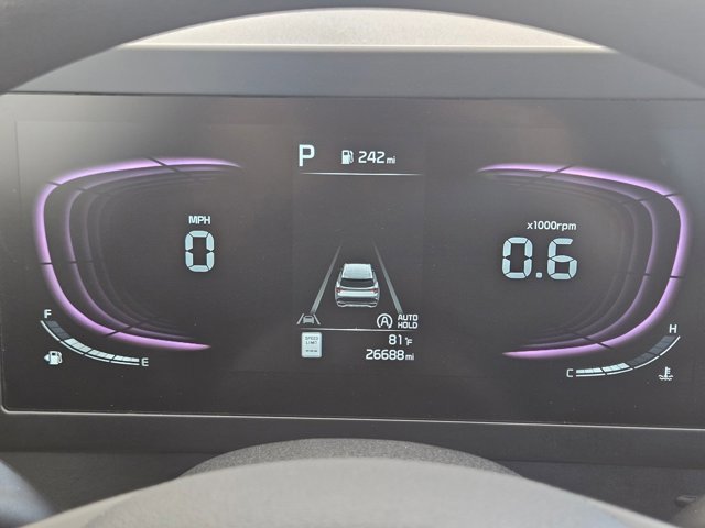 Used 2025 Kia Sportage LX image 11