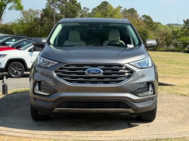Used 2024 Ford Edge Titanium image 2