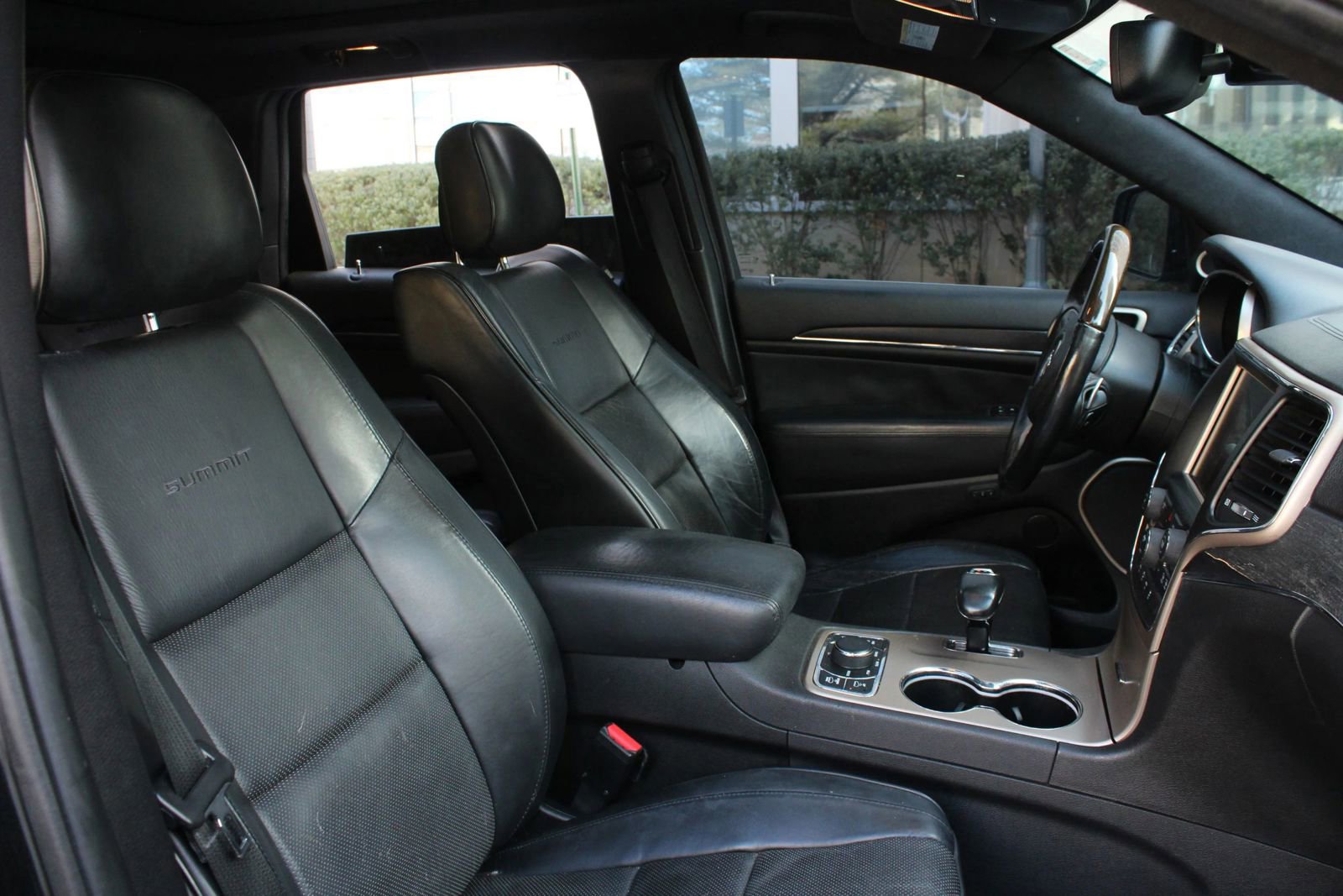 Used 2014 Jeep Grand Cherokee Summit image 23