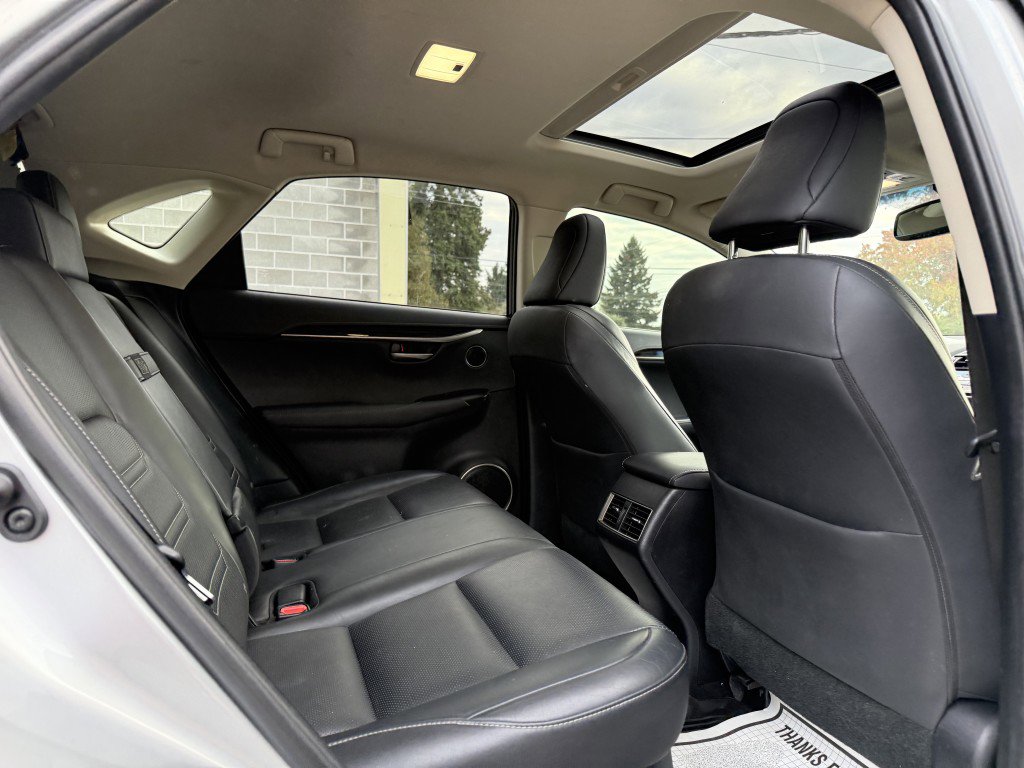 Used 2015 Lexus NX 300h AWD image 20