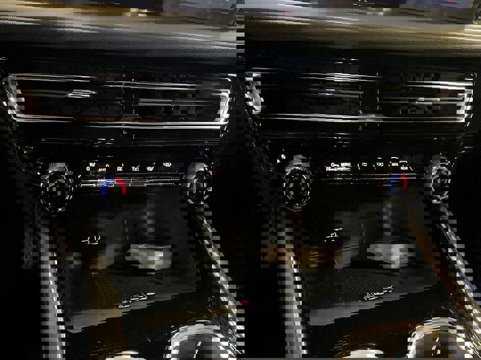 New 2026 Chevrolet Traverse LT w/ Sun and Wheel Package image 18