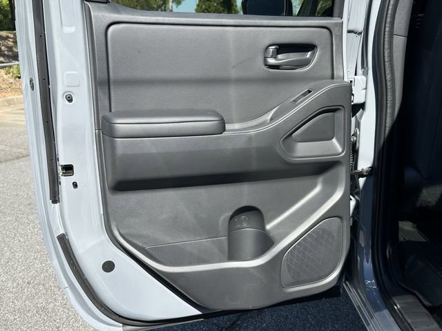 New 2026 Nissan Frontier SV w/ All-Weather Content Package AWD/4WD image 17