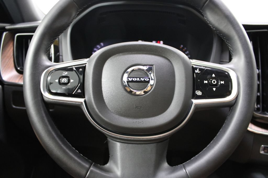 Used 2023 Volvo XC60 B6 Ultimate w/ Climate Package AWD/4WD image 41