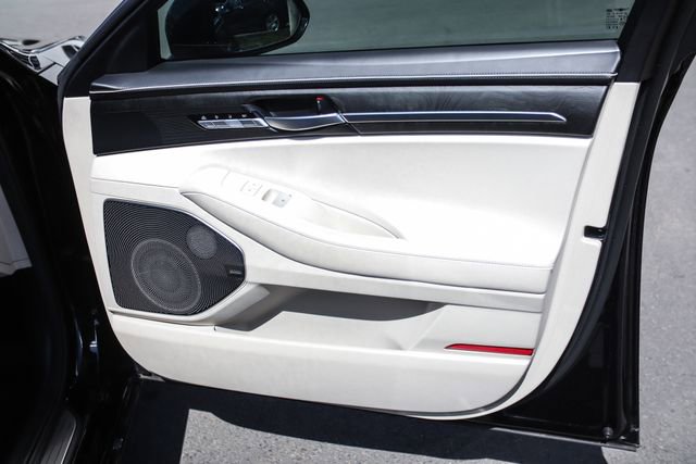 Used 2020 Genesis G90 3.3T Premium image 57