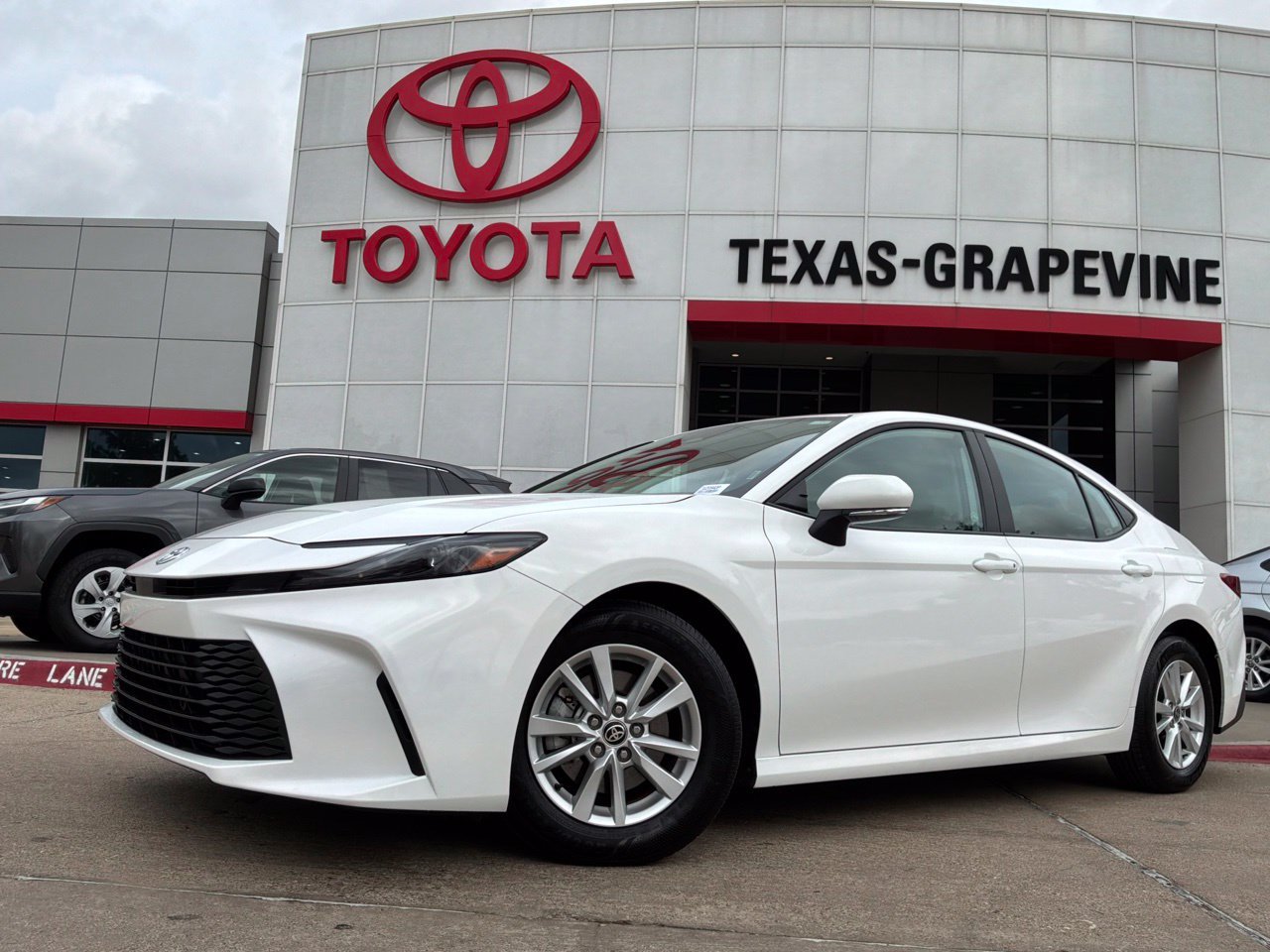 Used 2026 Toyota Camry LE FWD image 2