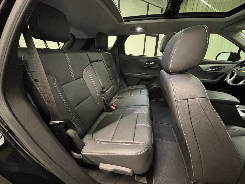 Certified 2024 Chevrolet Blazer LT w/ Midnight/Sport Edition FWD image 20